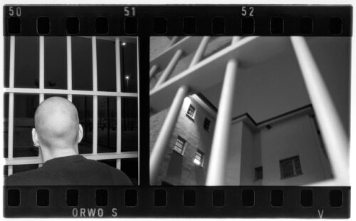 Thomas Kläber, aus: Getrennt, JVA Frankfurt (Oder), 1995-1996, Silbergelatineabzug © Thomas Kläber