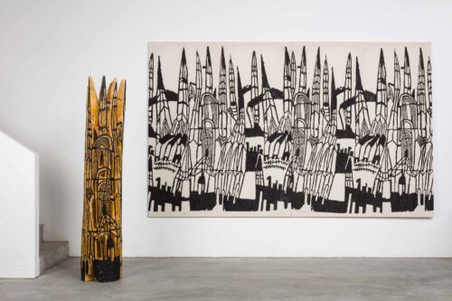 Klaus Hack, Stadt der Türme, 2011/12, Holzschnitt auf Leinwand, Druckstock/Pappel, Installationsansicht © VG Bild-Kunst, Bonn 2024, Foto: Florian Selig, Berlin