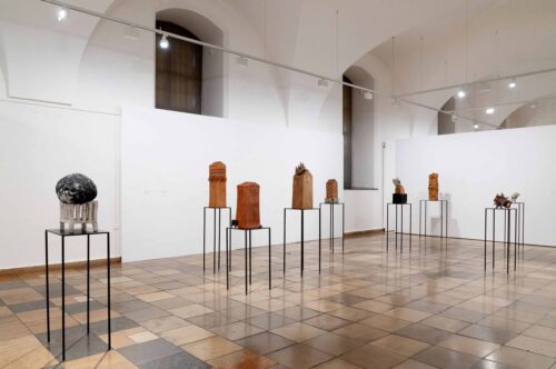 Ausstellungsansicht, zu/haus - bei sich. Rachel Kohn & Christiane Wartenberg, BLMK Frankfurt (Oder), 2024, Foto: Bernd Schönberger