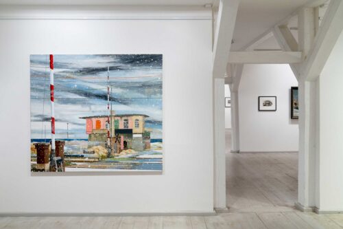 Klaus Hartmann, Candy Station, 2000, Öl auf Leinwand © Künstler, Ausstellungsansicht, Ein kristallner Tag. Winterbilder von Schneeweiß bis Nebelgrau, BLMK Frankfurt (Oder), 2024, Foto: Bernd Schönberger