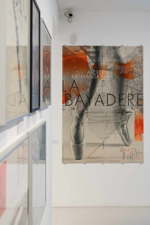 Ausstellungsansicht, Bewegte Blätter. Tanz im Plakat, BLMK Cottbus, 2025, Foto: Bernd Schönberger