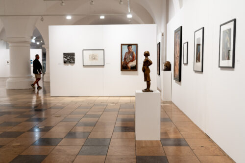 Ausstellungsansicht, gefaltet entfaltet. Werke aus der Sammlung des BLMK, BLMK Frankfurt (Oder), 2025, Foto: Bernd Schönberger