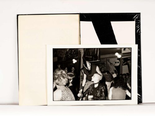 Karin Wieckhorst, o. T. (Intermedia I/Coswig 1985), Fotografie, aus: Anschlag V, Leipzig, 1986 © Karin Wieckhorst, Foto: Ludwig Rauch