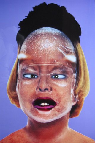 ORLAN, Self-hybridation, Nr. 31, 1997, Cibachrome, Schenkung von Ellen und Klaus Altmann, Bergisch Gladbach © VG Bild-Kunst, Bonn 2026